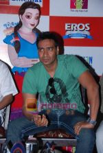 Ajay Devgan promotes _Toonpur Ka Superrhero_ at Big Cinemas in Ghatkopar on 20th Dec 2010 (7).JPG